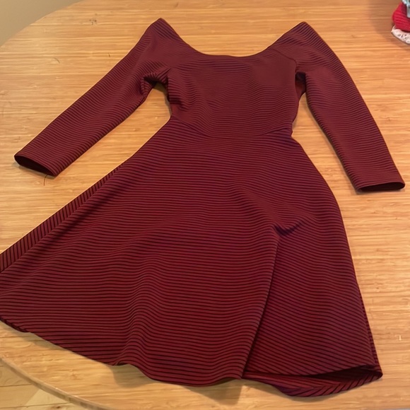Burgundy open x back skater dress with navy pin stripes - Picture 3 of 3
